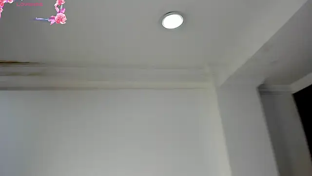 AngelinaAndAlejandra online show from March 3, 5:35 am