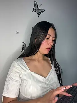 Tammy8 online show from March 3, 10:05 pm