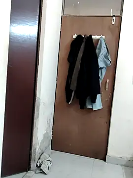 simran sharma01 online show from February 27, 6:24 am