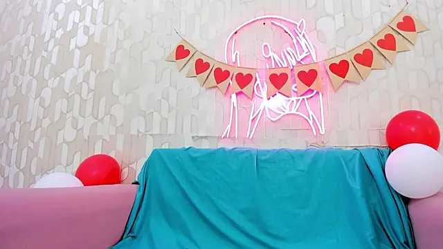 natasha and zoe online show from February 15, 11:42 am