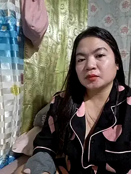 Zyramae 25 online show from February 16, 1:11 pm