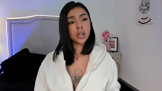 nia-malkova online show from April 17, 11:45 am