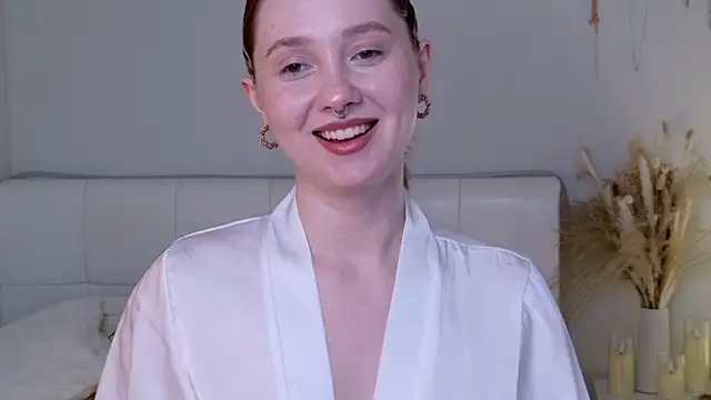 CandiceKingzzz online show from February 23, 3:44 pm