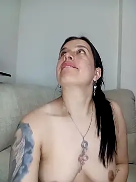 lady merlot1 online show from February 24, 2:05 pm