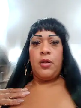 SabrinaColin online show from May 16, 1:30 am