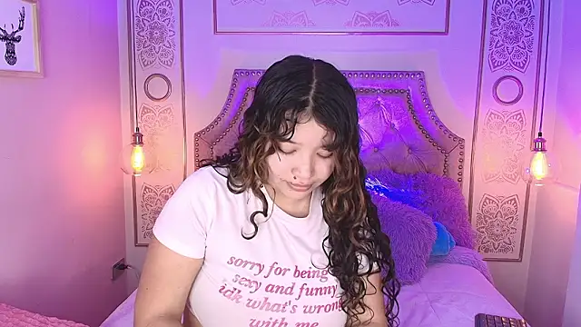 Honny Blaice  online show from February 12, 1:13 pm