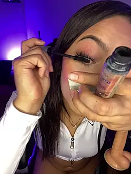 Dulce pink18 online show from February 12, 4:30 pm