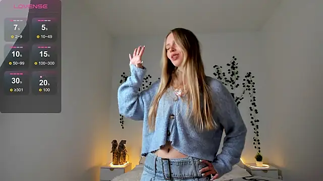 EllyMartinez online show from February 20, 4:41 pm