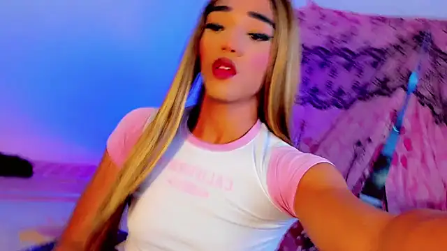 Babyestrella  online show from March 31, 1:05 am