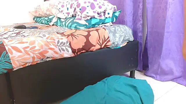 Miss Merrie online show from February 3, 6:34 pm