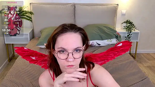 Crystal lovley online show from February 12, 10:55 pm