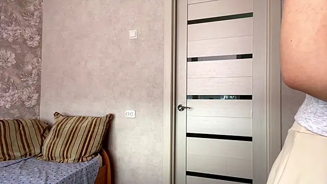 Shanika wey online show from February 21, 9:21 am