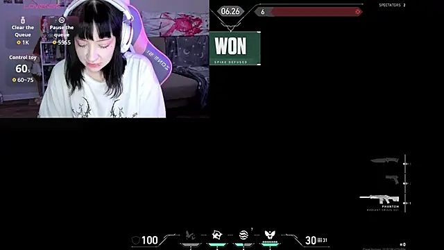 MollysLand online show from February 6, 9:34 am