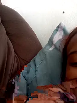 loveofpetitegirls34 online show from March 26, 12:40 pm