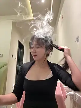 LXR77887 online show from April 27, 8:22 am