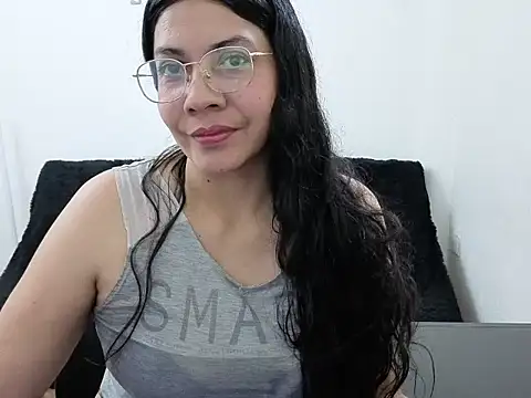 johana collins online show from May 27, 6:49 pm