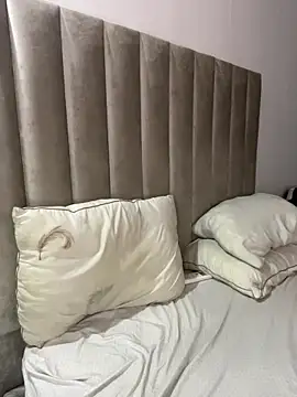 lolibahia online show from February 7, 10:57 pm