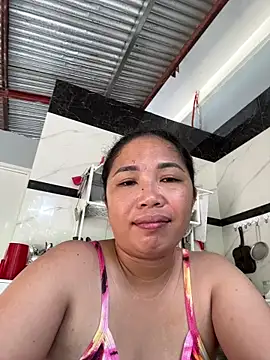 lady candy85 online show from April 4, 12:31 am