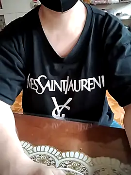 LiilyZi online show from April 15, 2:12 am