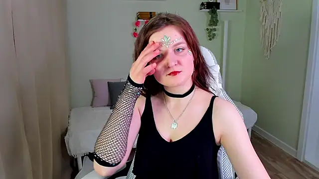 Maria Rogers online show from February 12, 1:07 am