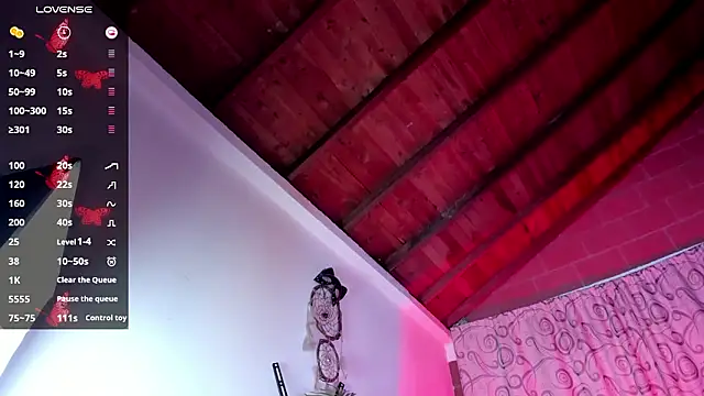 mia graf online show from February 19, 4:01 am