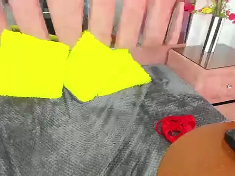 RashelDerosa online show from February 6, 4:21 pm