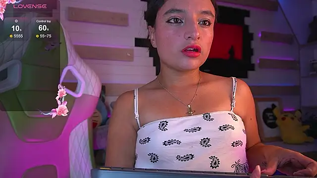  emily jonexs online show from February 14, 2:13 am