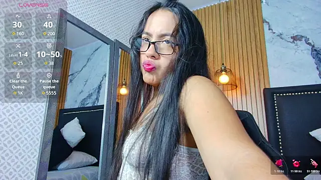 lizza oss online show from February 12, 12:18 pm