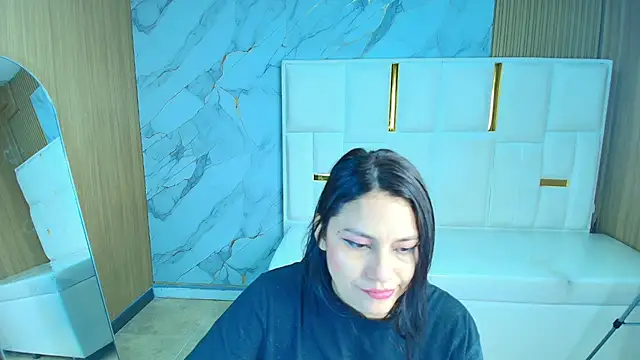 rox luxury tf online show from April 20, 1:25 pm