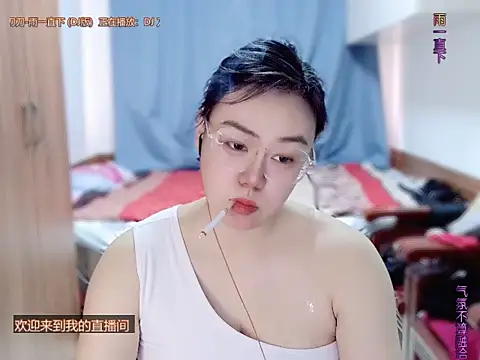 yingying1222 online show from March 19, 7:45 am