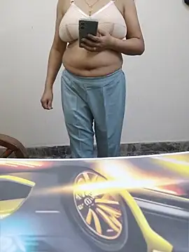 SexybeboX online show from April 5, 7:51 am