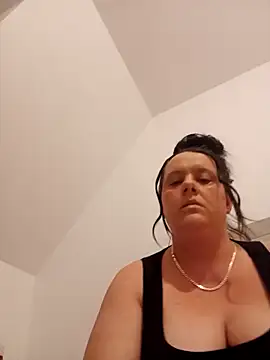 louisa36 online show from February 20, 10:32 pm