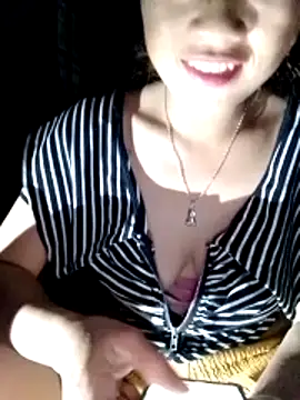 Nhoccon90 online show from April 23, 1:24 pm