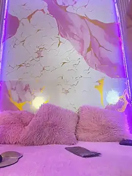 Woo isDaphne online show from March 26, 11:17 pm