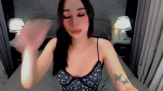 saphira fucks online show from February 28, 6:40 pm