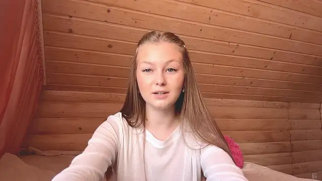 TessSamul online show from May 5, 3:26 pm