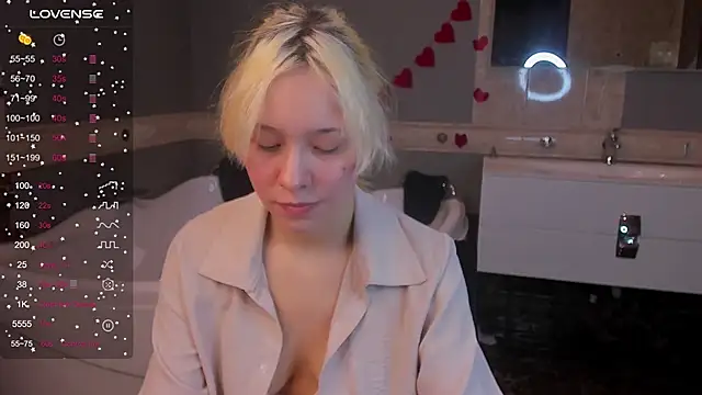 EmilyTrase online show from March 6, 1:23 am