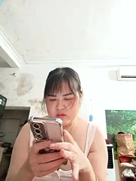 Kee-kimlee online show from May 20, 2:19 am
