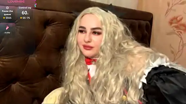 charmybae online show from March 3, 3:40 pm