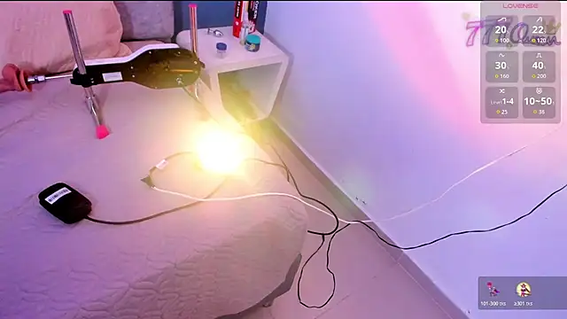 Blue Aura  online show from April 14, 5:24 pm