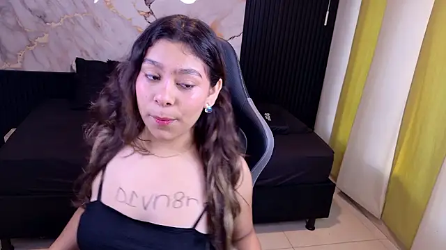 Sophie19   online show from February 19, 12:26 pm