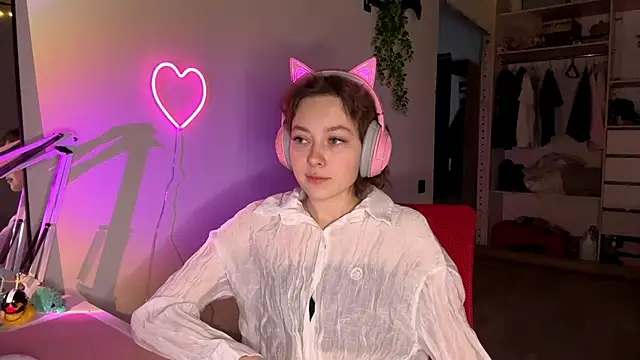 SlunkRear online show from February 15, 10:09 pm