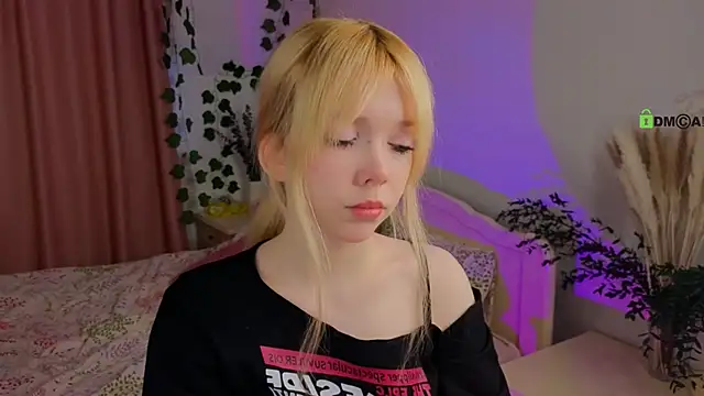 Rochelle kitty online show from February 22, 2:51 pm