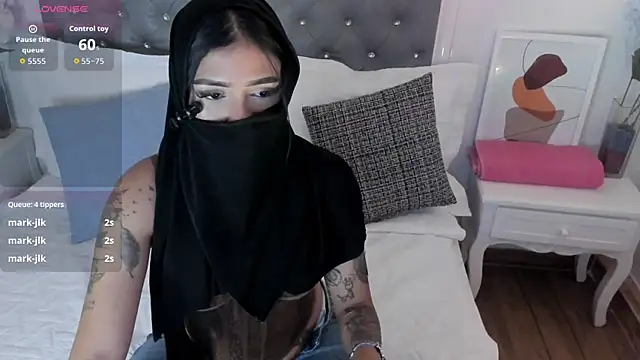 Aisha Haddad online show from March 26, 3:47 pm