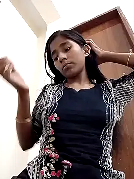 Sexy Boudi650 online show from February 19, 4:50 pm