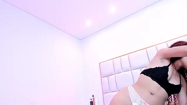 Violetta-foxx online show from March 24, 7:41 pm