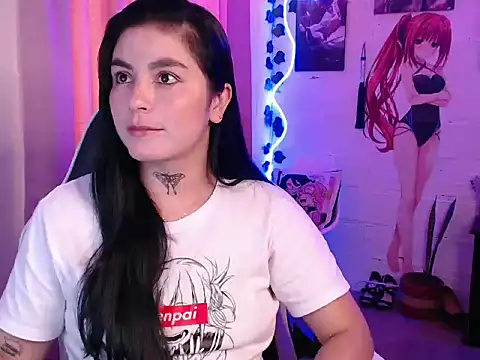 JanineRae online show from February 18, 7:35 pm