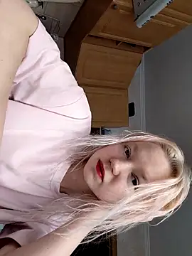 BabyyDolll  online show from February 13, 12:01 am