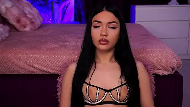 SashaLorrenz online show from April 18, 4:48 am