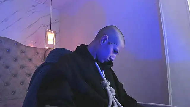 Fieramadame online show from March 18, 12:10 pm